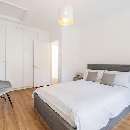 House 10 Mins To Tower Bridge Hot Tub & Parking Villa London Eksteriør bilde