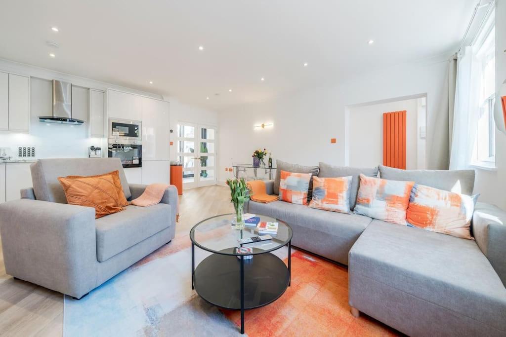 House 10 Mins To Tower Bridge Hot Tub & Parking Villa London Eksteriør bilde