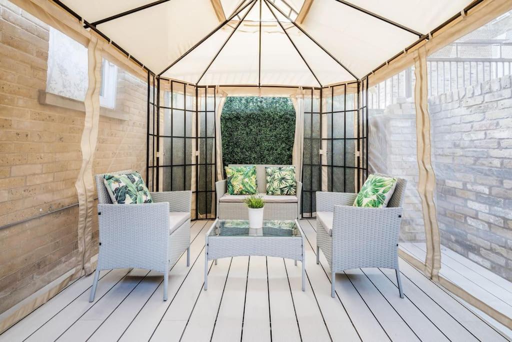 House 10 Mins To Tower Bridge Hot Tub & Parking Villa London Eksteriør bilde
