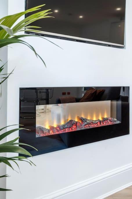 House 10 Mins To Tower Bridge Hot Tub & Parking Villa London Eksteriør bilde