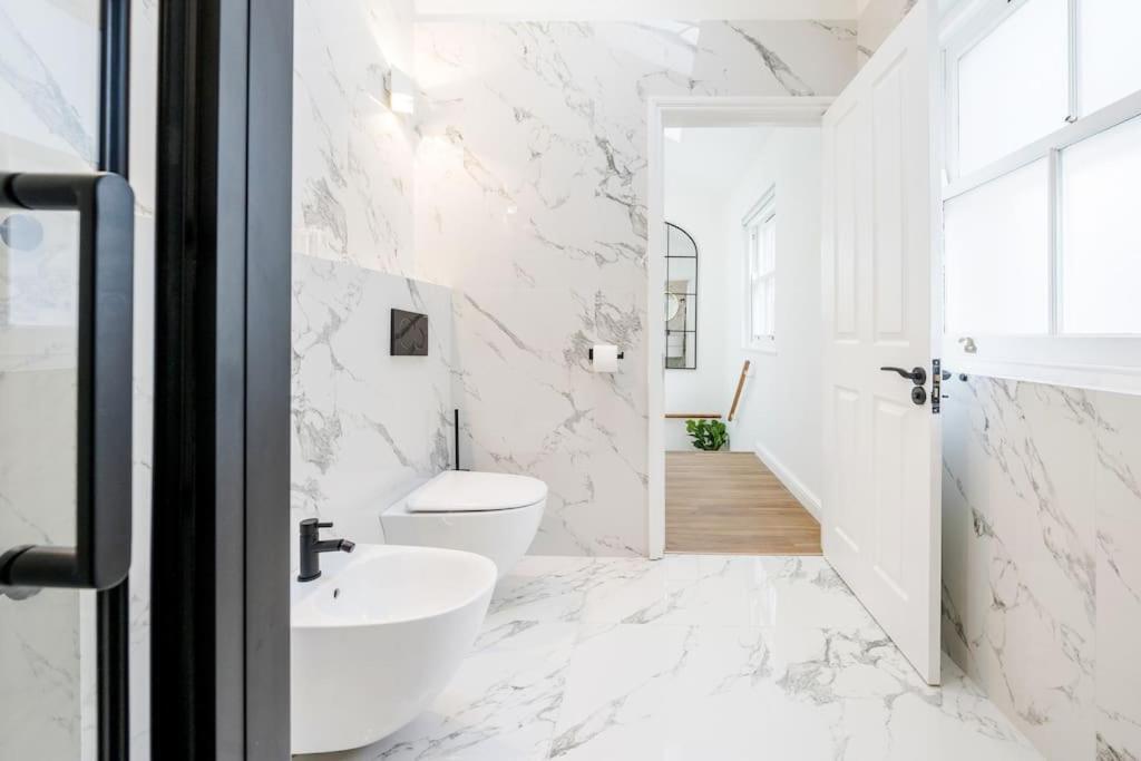 House 10 Mins To Tower Bridge Hot Tub & Parking Villa London Eksteriør bilde